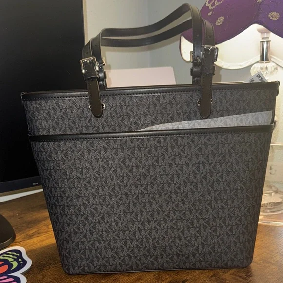 Michael Kors Winston Dark Gray Signature Pocket Tote - Picture 3 of 8